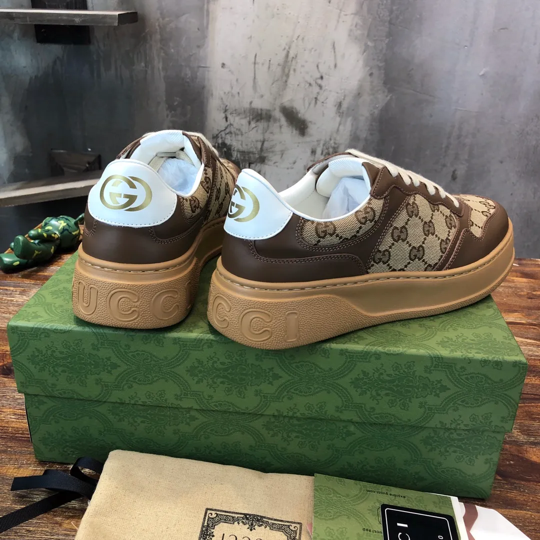 P700💰[Ready stock] Dongguan high-end version (different from market products) upgraded version 35-45 couple model Gucci2021 latest men's and women's casual biscuit shoes, original mold opening, set last version, perfect series! Welcome to taste. Original coding process. Fabric: First-layer cowhide Lining: Silk cowhide Outsole: Original TPU outsole